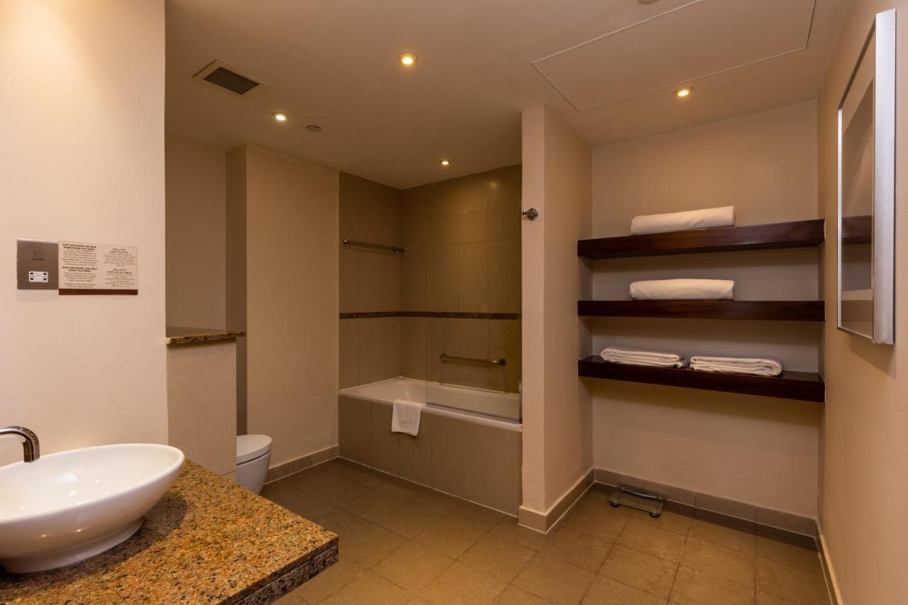One-Bedroom King Suite with City View - Theme Park Access